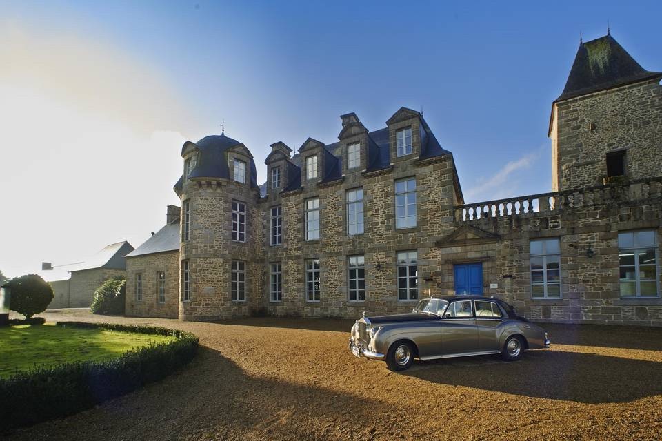 Une arrivée au château